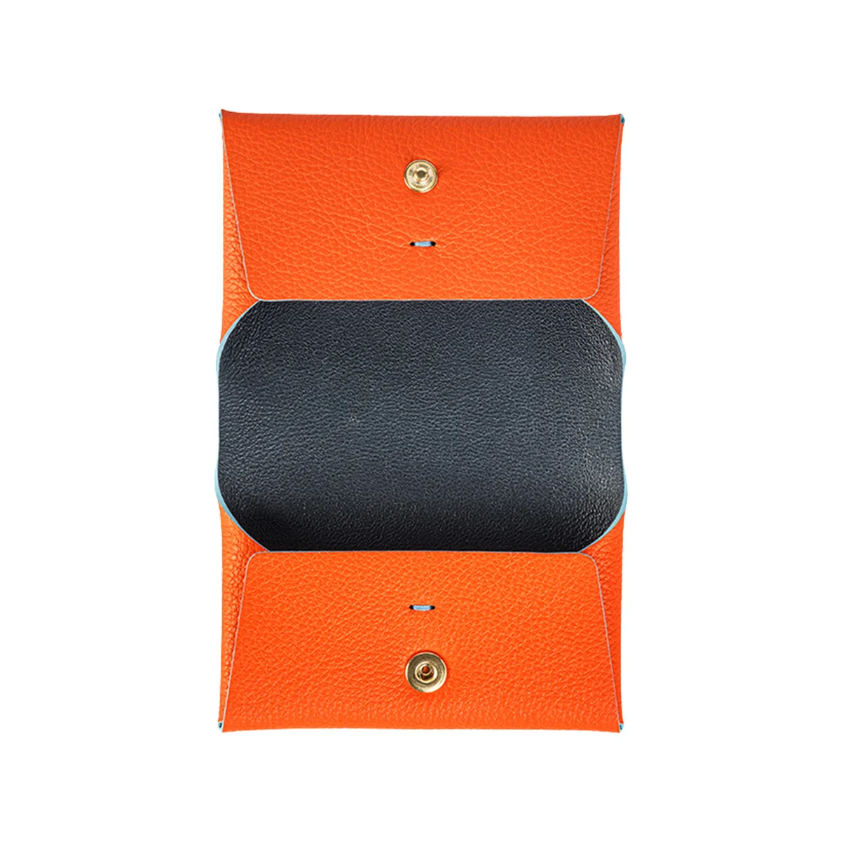 リュニフォームのNo.200ダブルカードホルダーの中身