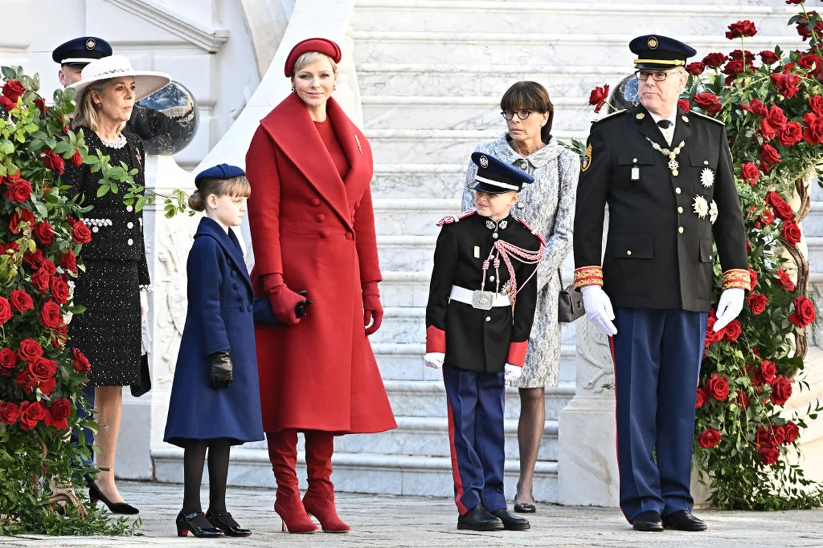 Princess Gabriella ガブリエラ公女 Princess Charlene シャルレーヌ妃　Prince Jacques ジャック公子　Prince Albert II アルベール２世
