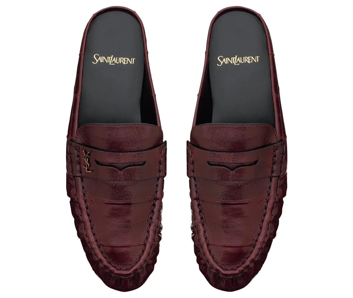 イールレザーを使ったSAINT LAURENT（サンローラン）のローファー