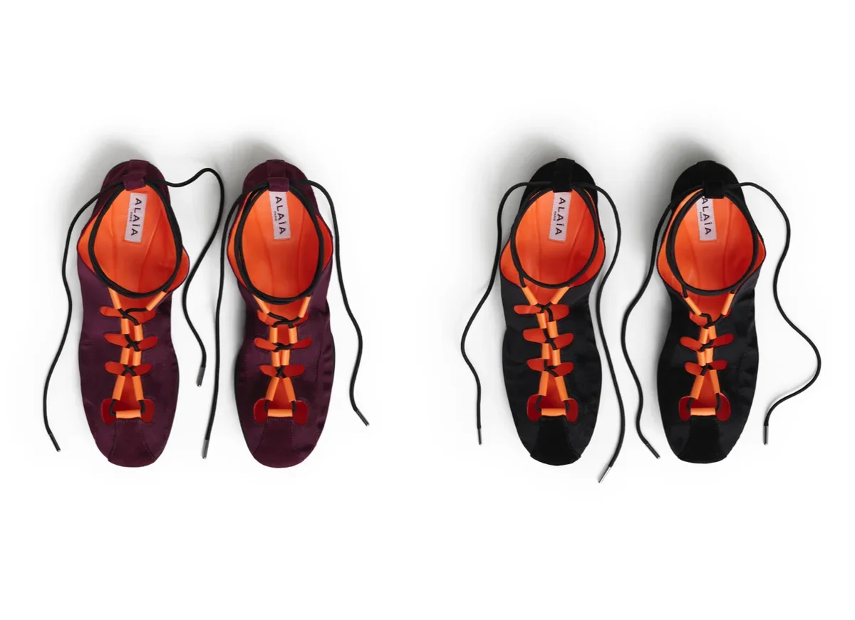 アライア 新型フラットシューズ「フォールド」