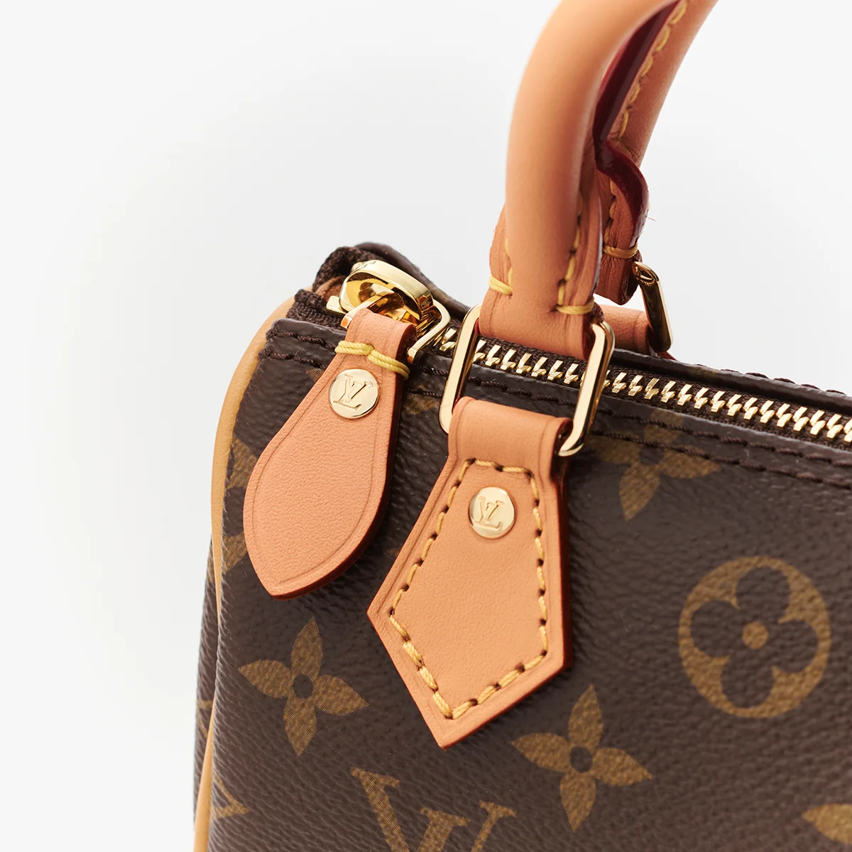 ルイ・ヴィトンのバッグ「ナノ・スピーディ」　ファスナー