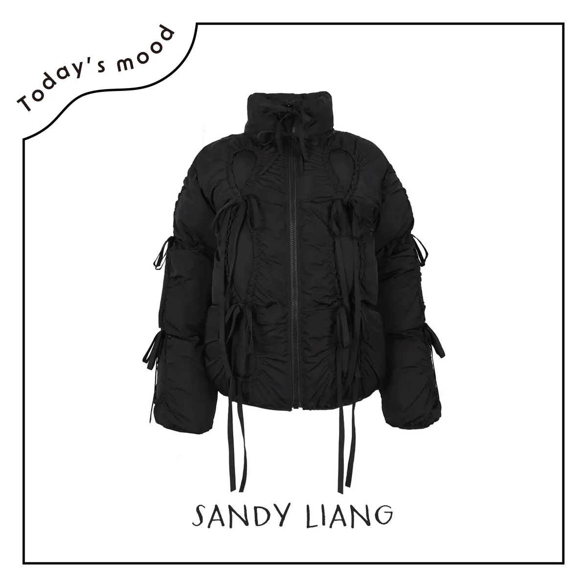 サンディー リアンのジャケット【昼下がりのごきげんワードローブ】