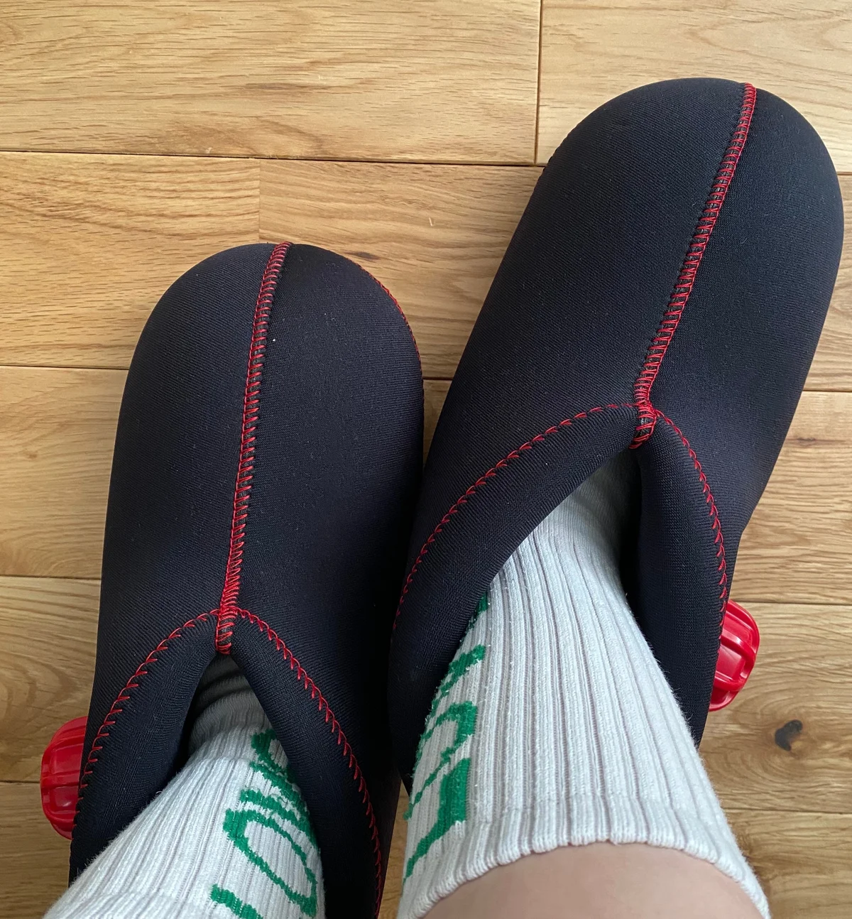 クロッツ 履く湯たんぽ 温活 足湯 末端冷え性 対策