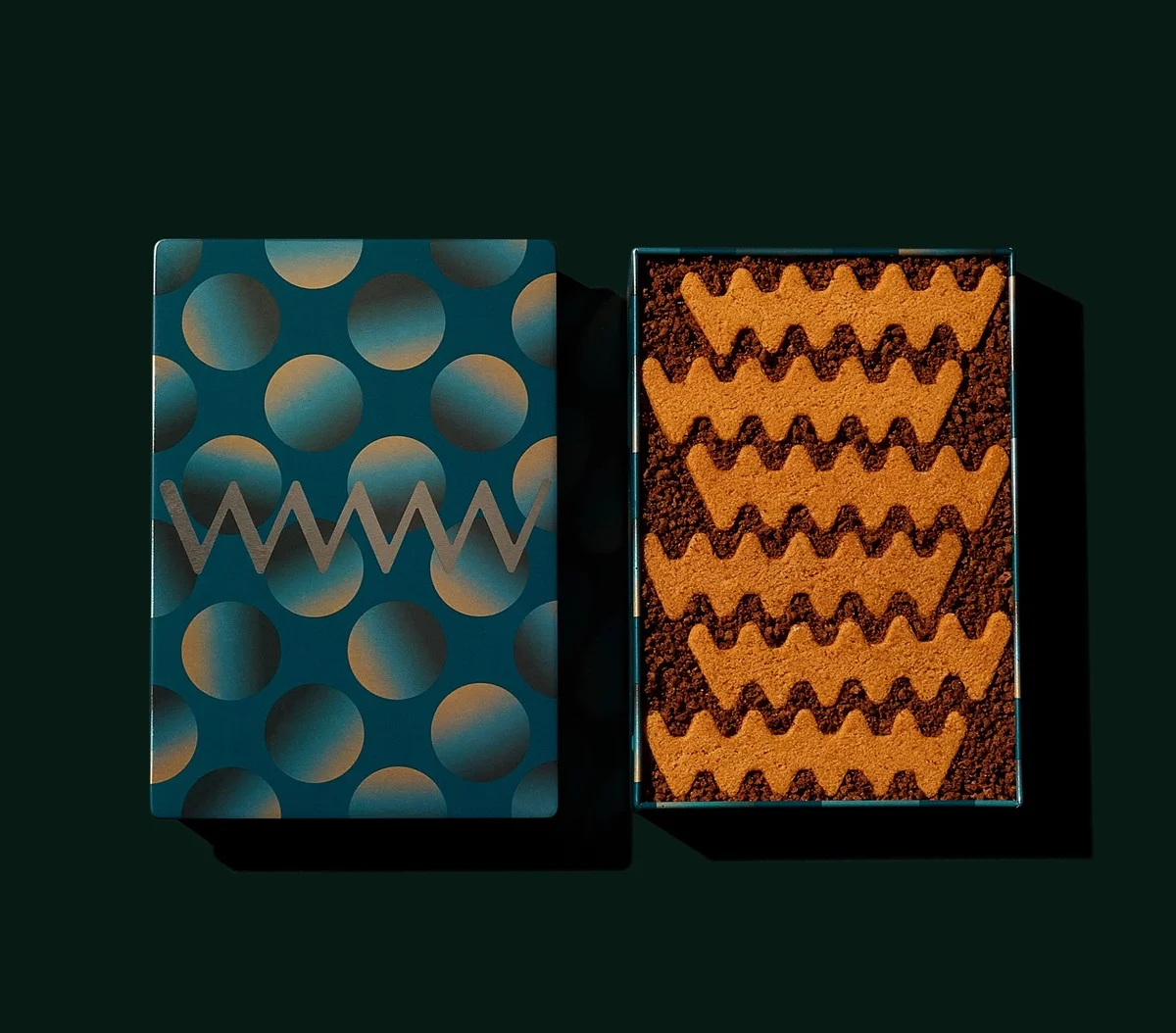 生食感チーズサンドクッキー「ワンダーサンド」も展開!