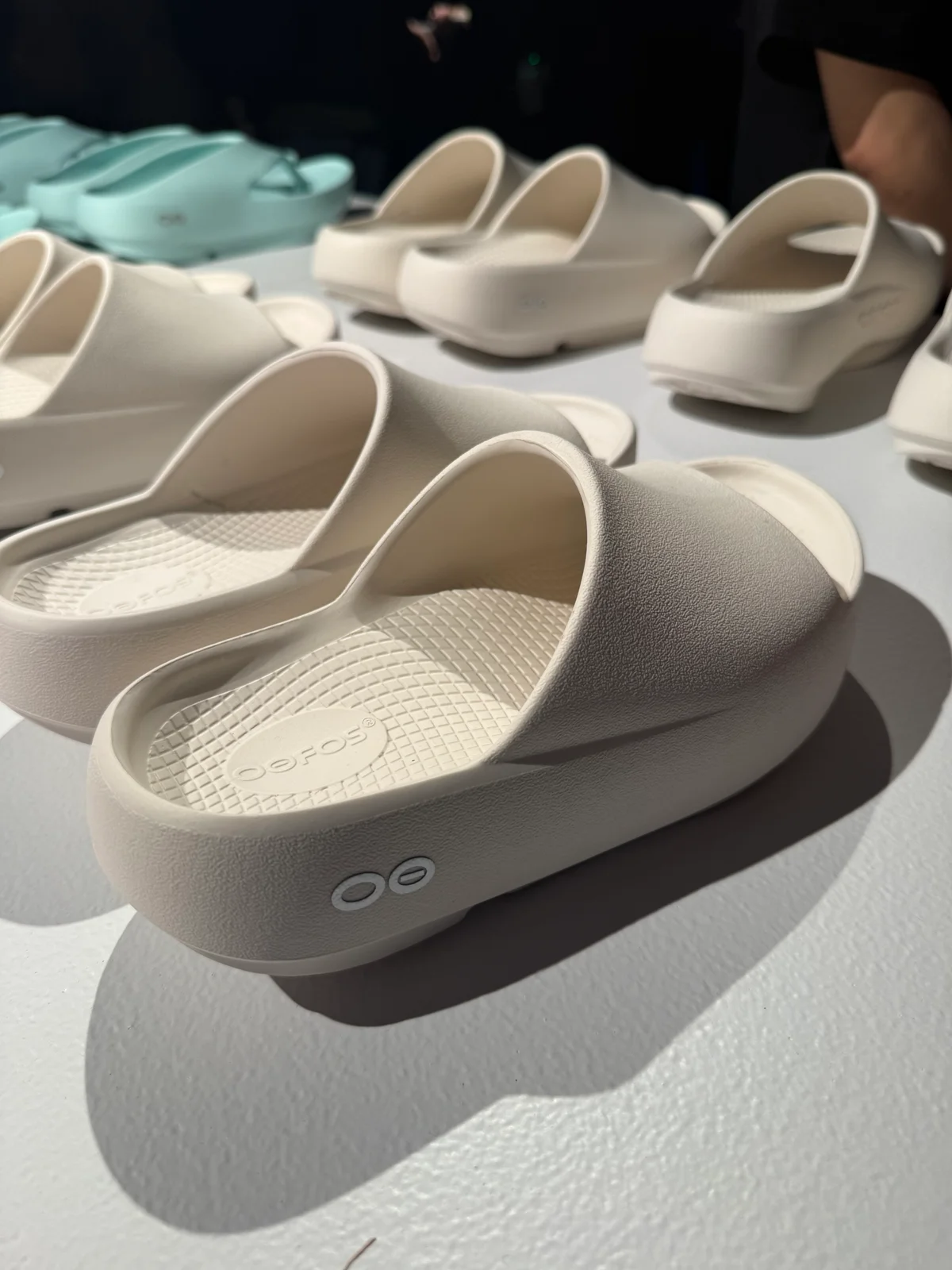 “1万歩”歩いても快適なサンダル、【OOの画像_7