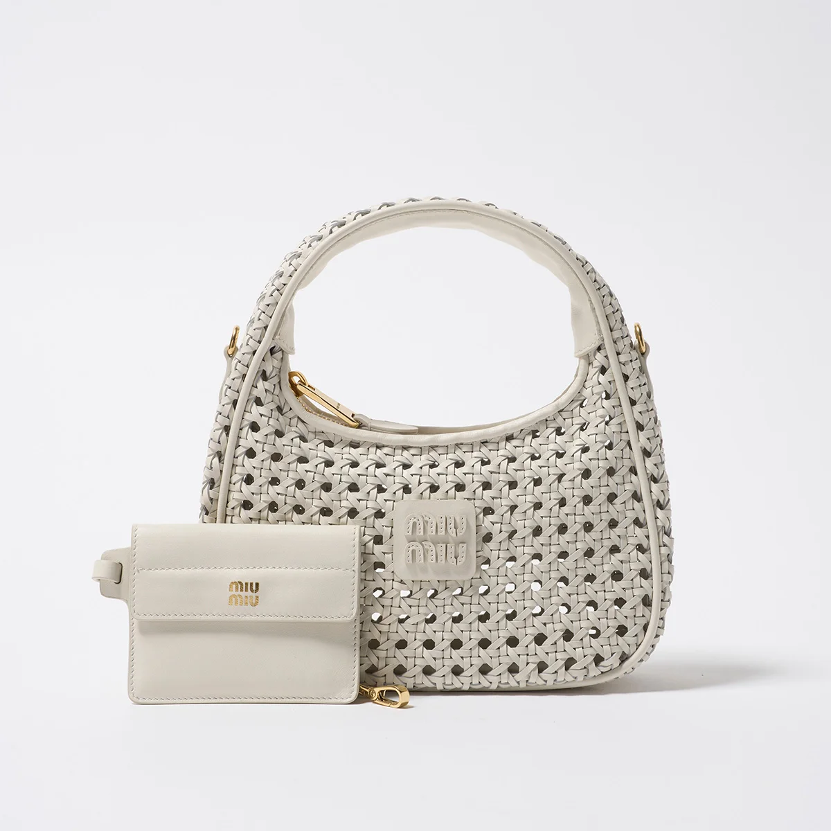 ミュウミュウ バッグ「ワンダー」と付属のポーチ