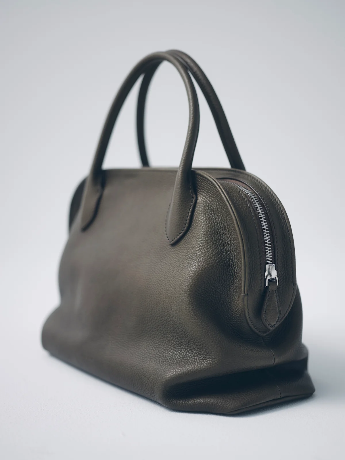 ザ・ロウ のAgnes 12のディテール