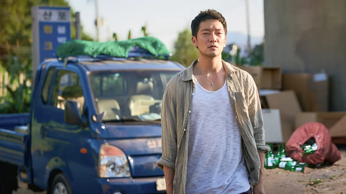 ソン・ソック　韓国ドラマ『私の解放日誌』の場面写真　韓国俳優