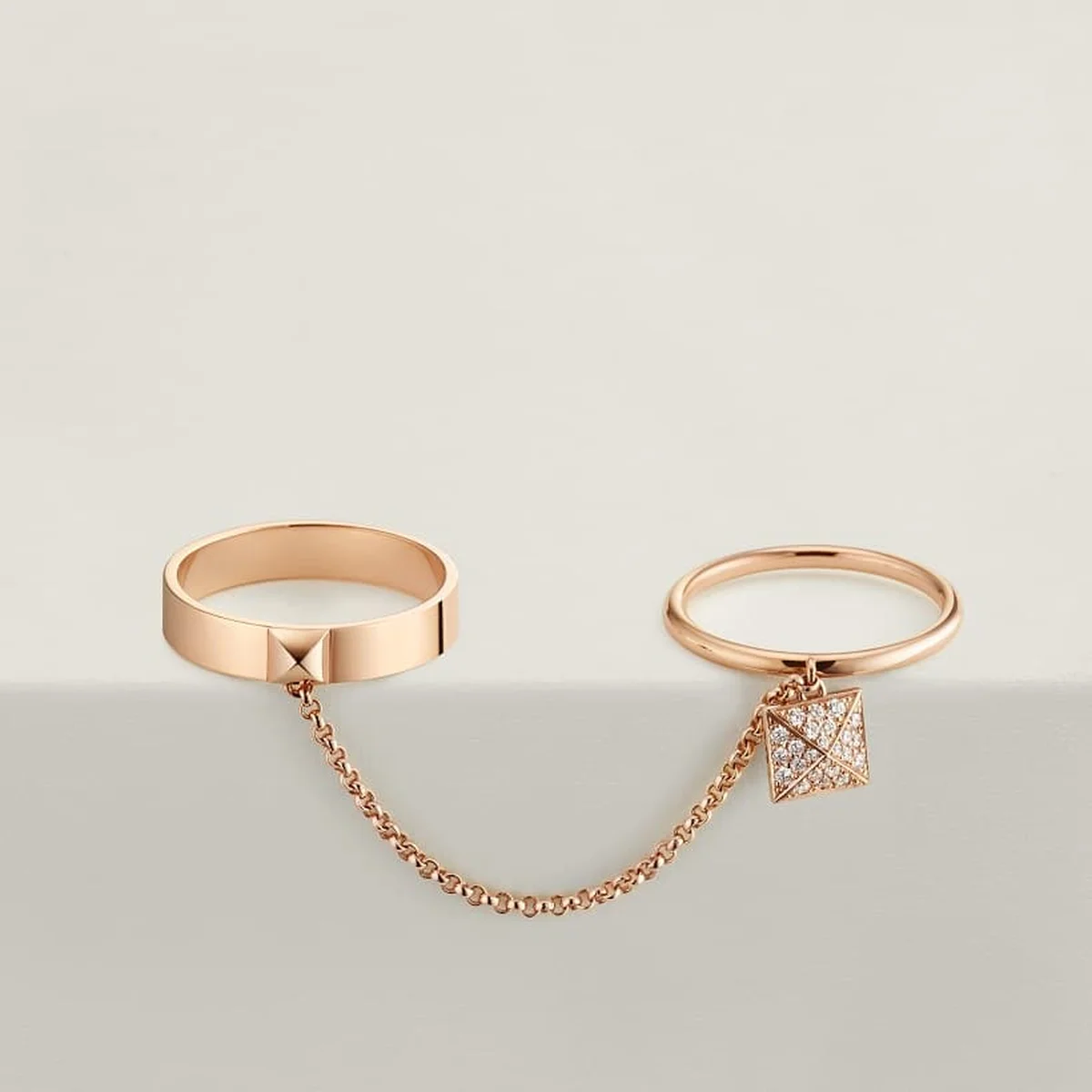 エルメス（HERMÈS）　「エルメス・クルー・ドゥ・H」　リング