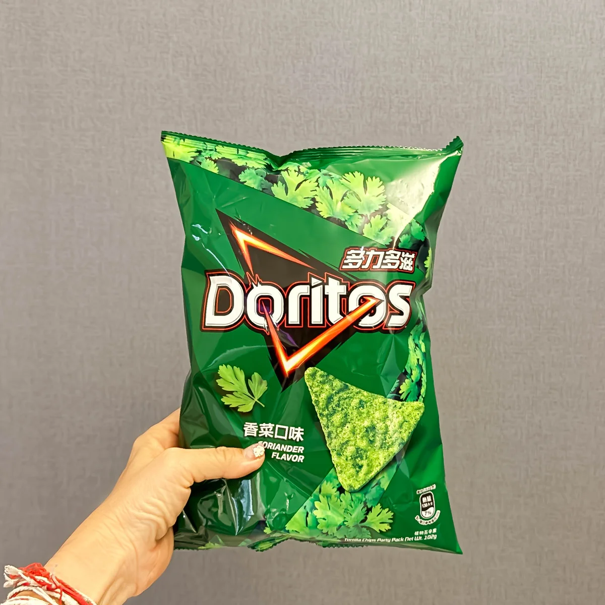 ドリトスパクチー味　台湾オリジナルドリトス　香菜味ドリトス