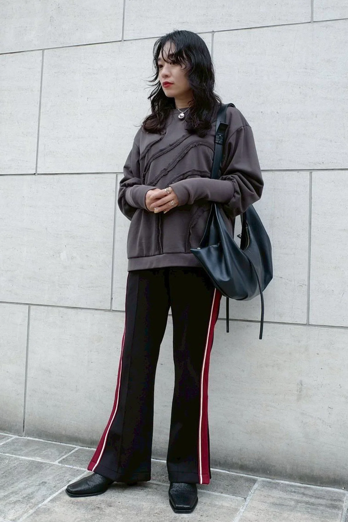 おしゃれな人のスウェットスタイル　スウェット　サハラ　Sahara