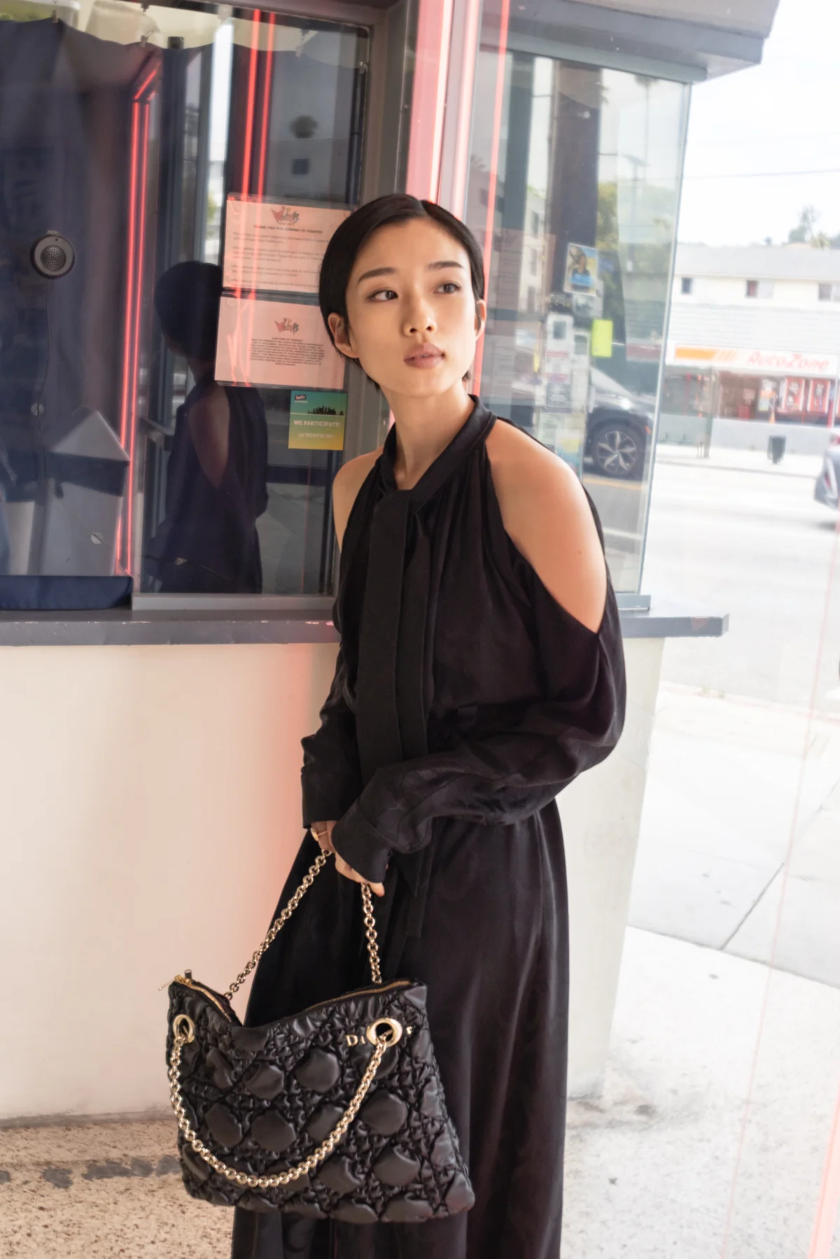 DIOR ディオール 2027年フォールコレクション に合わせロサンゼルスのVidiotsを訪れたアンバサダーの河合優実