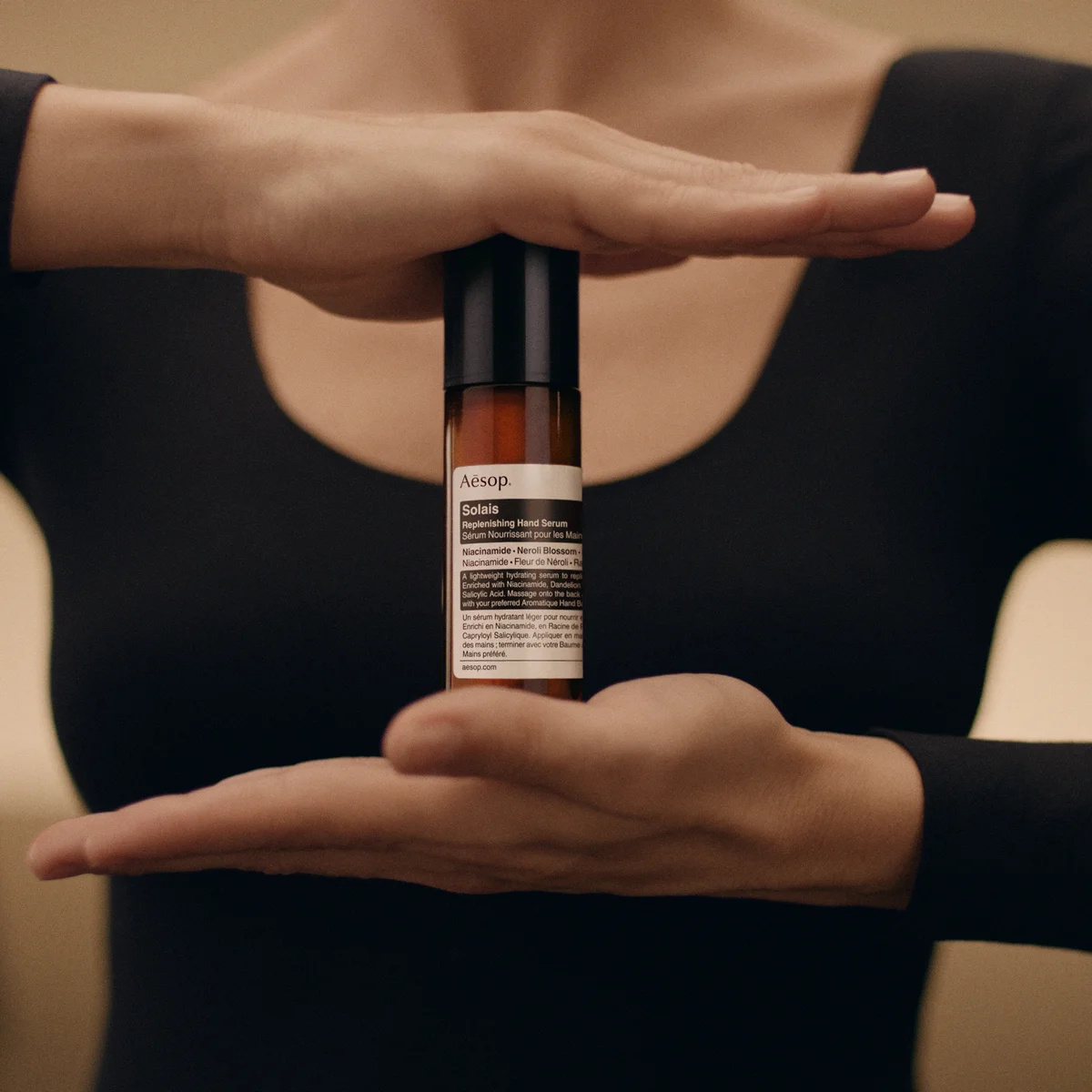 イソップ ソラス リプレニッシング ハイドレーション ハンド セラム