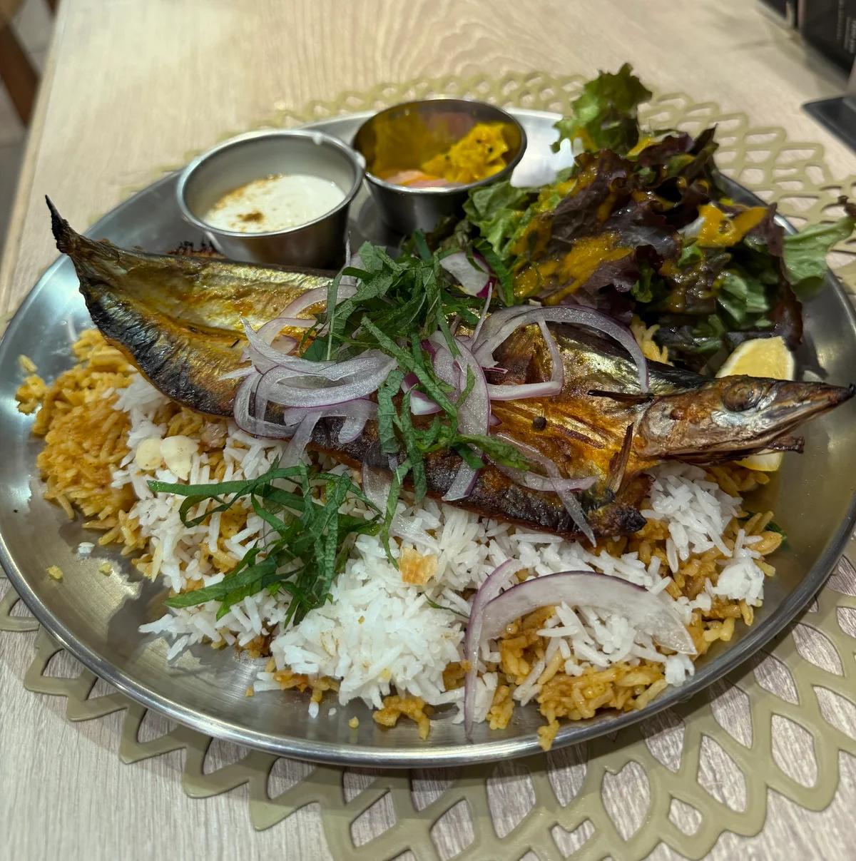 東京駅　ヤエチカ　東京カレーカルテット　カレー＆ビリヤニ ニルヴァーナTokyo　ビリヤニ