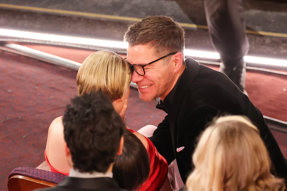 アカデミー賞2026主演女優賞受賞を喜ぶジェシー・バックリーと夫フレディ・ソレンセン