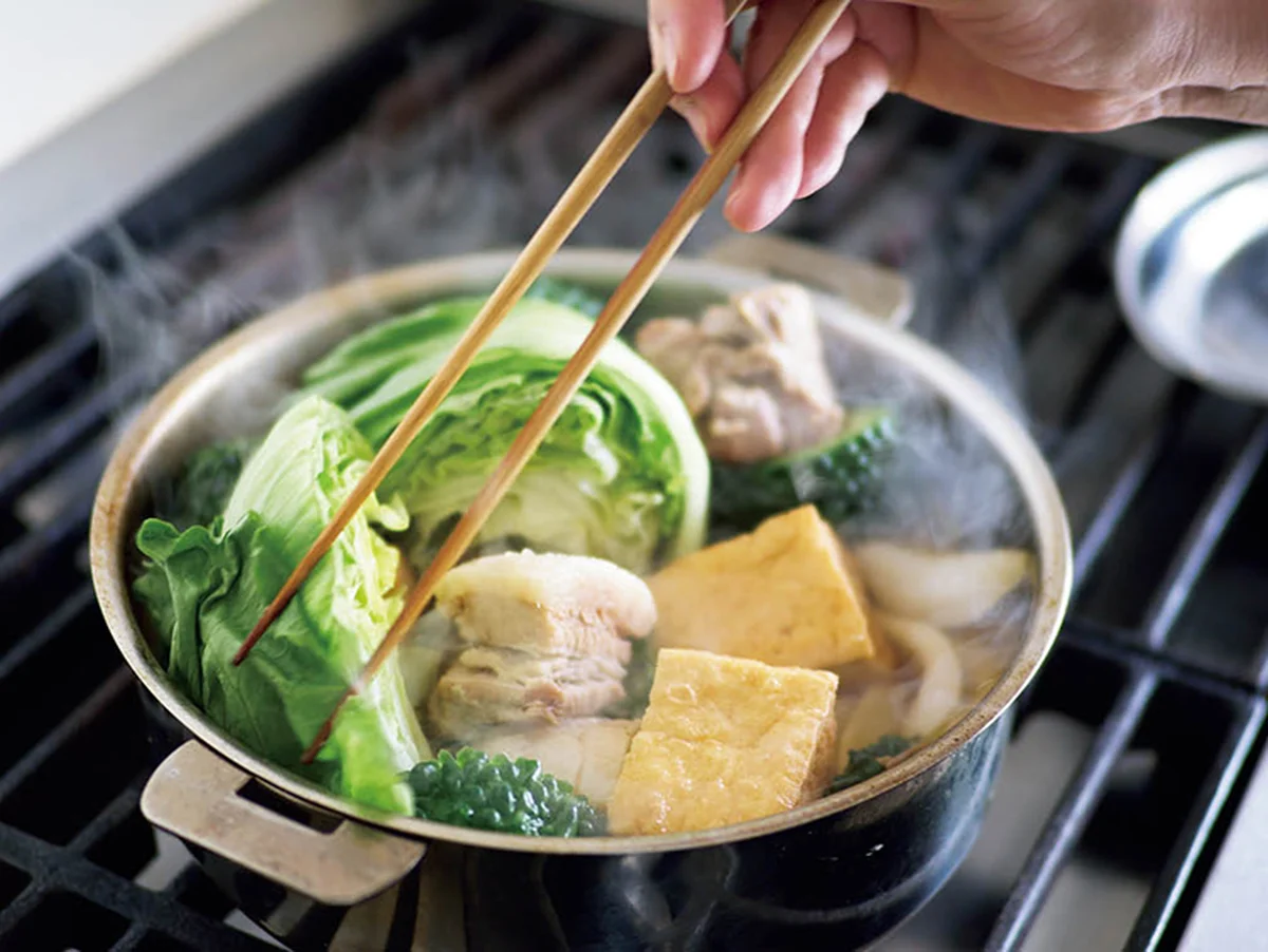 沖縄の〝おかず″定食【長尾智子の旅する食卓】