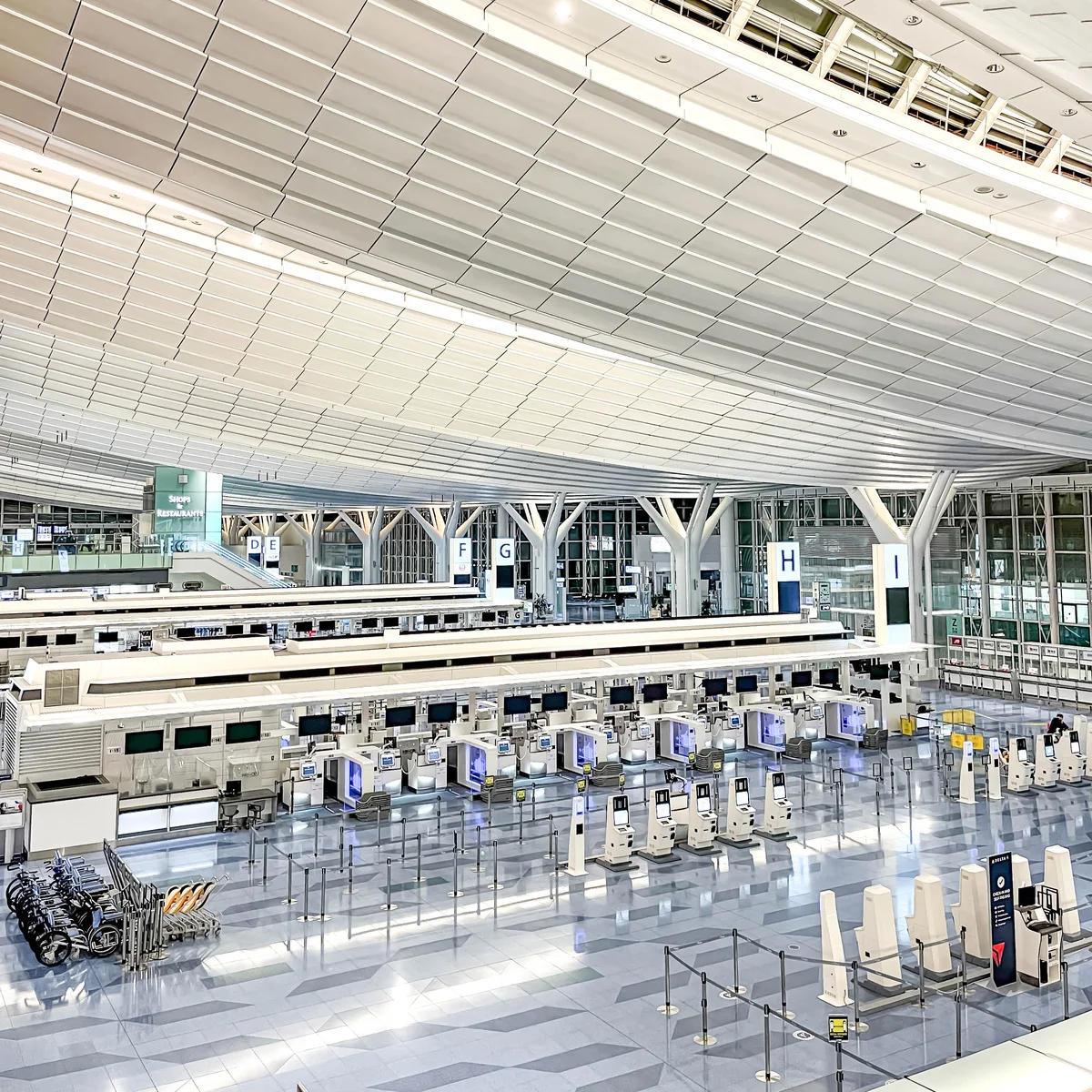 羽田空港第3ターミナル出発ロビー