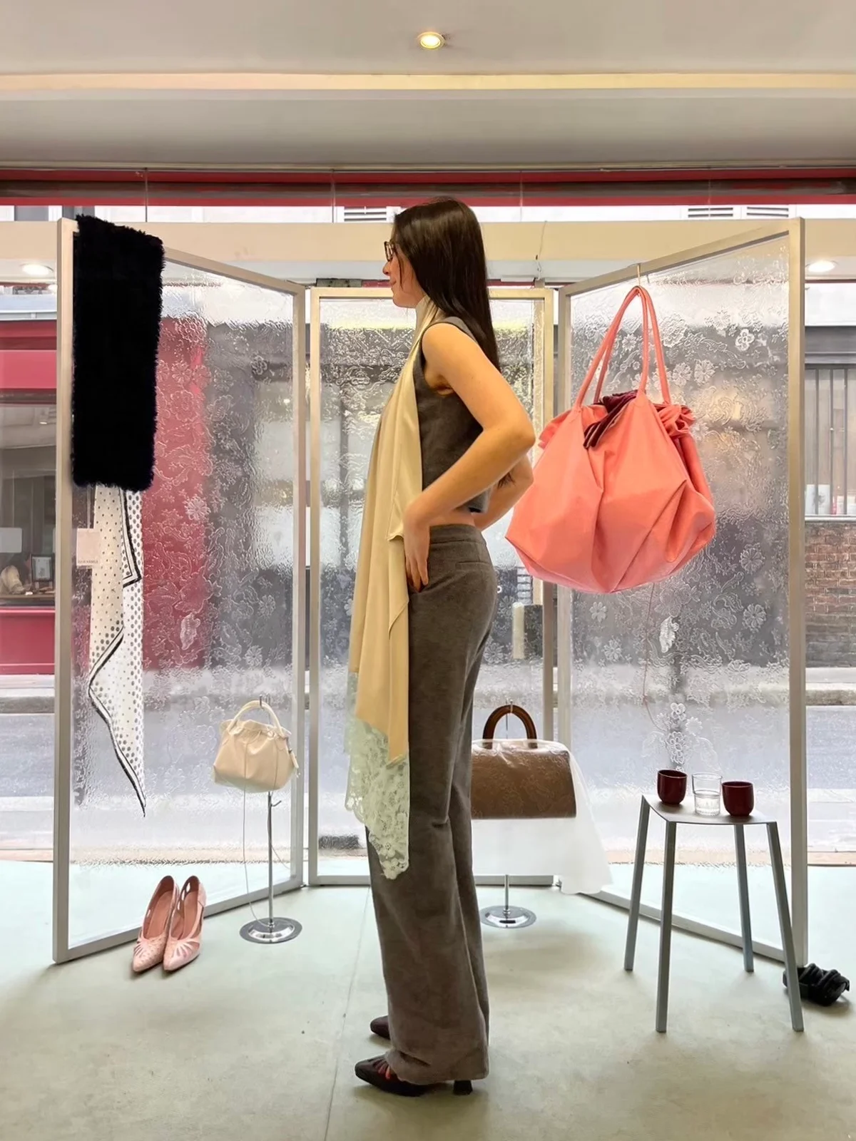 JULIE KEGELS ジュリー ケーゲル デザイナー アントワープ 展示会