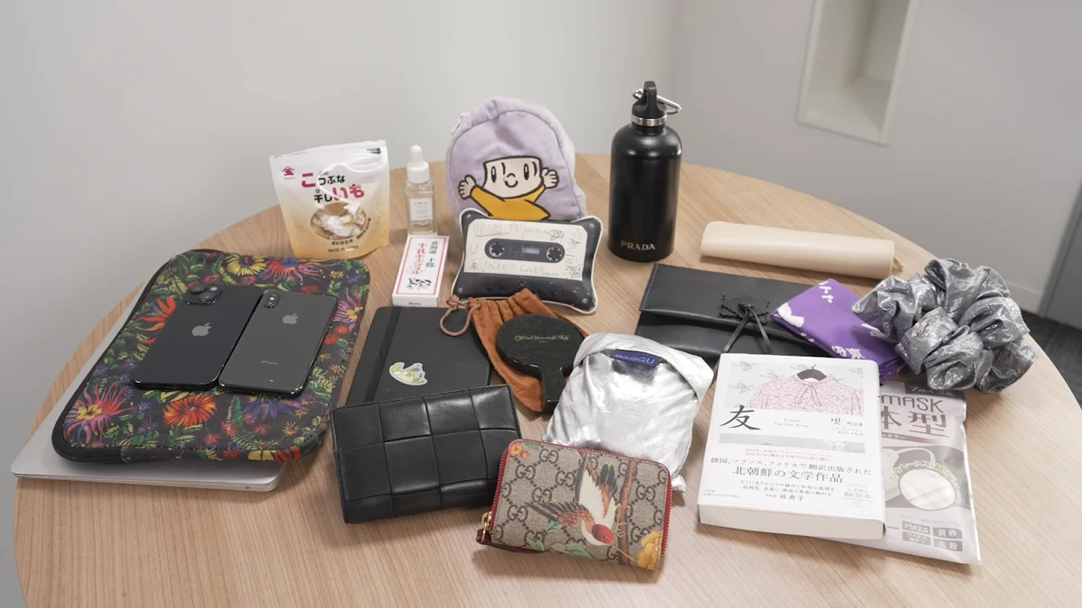 バッグの中身