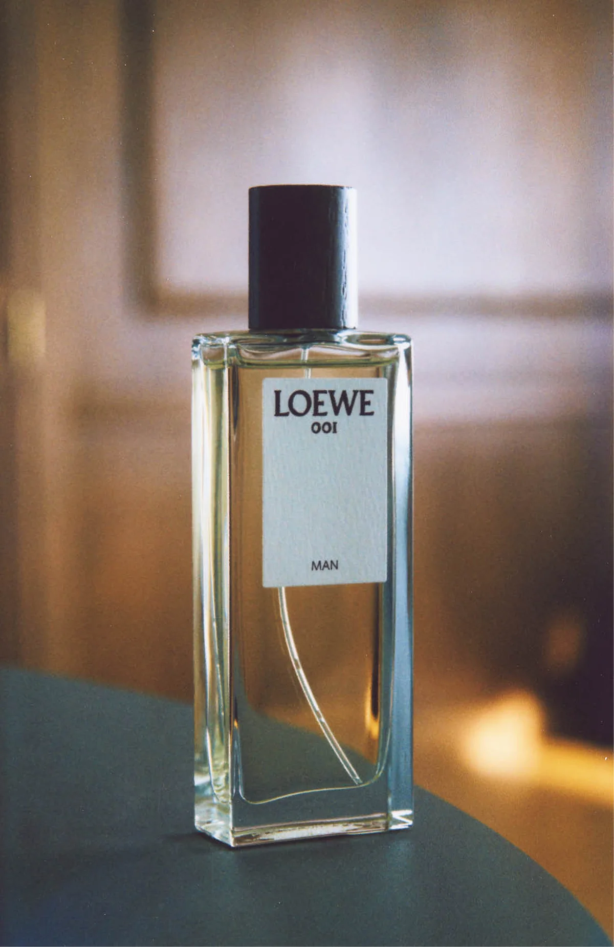 LOEWE  「001 マン」