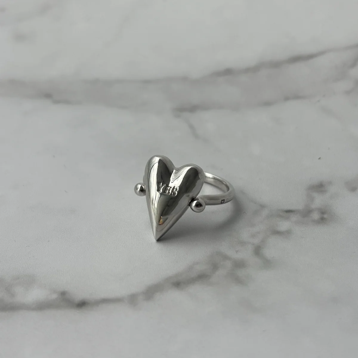 Heart of Avgvst Flip Ring
