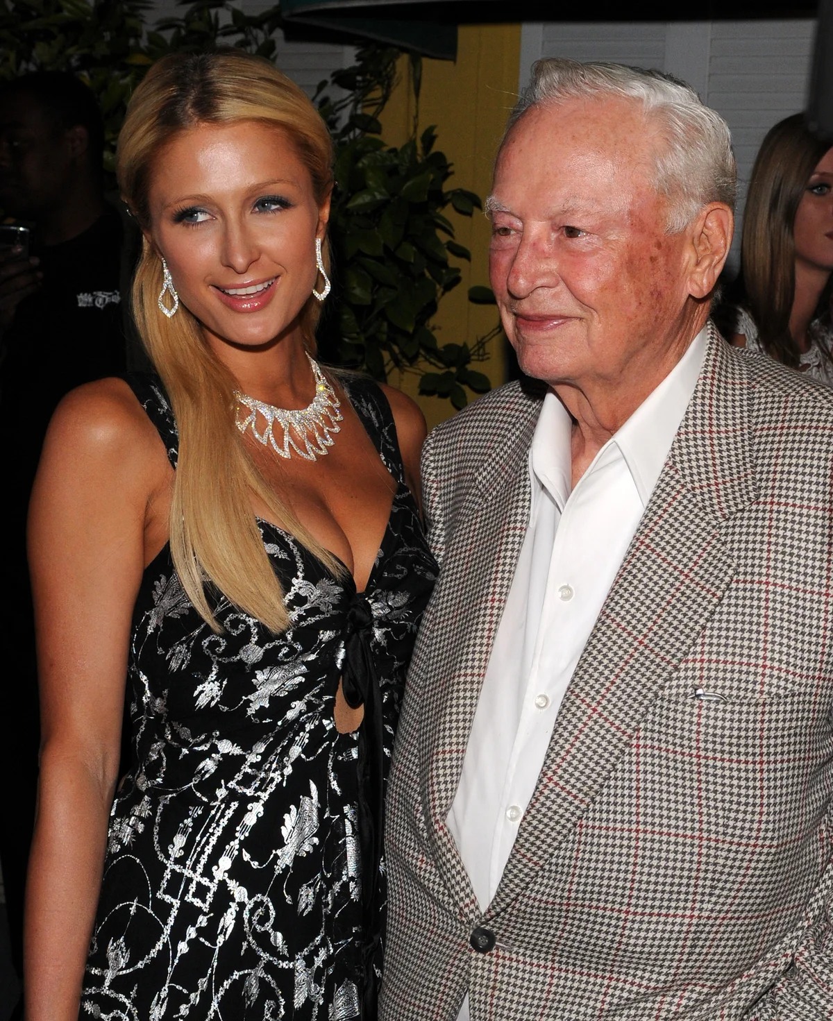 パリス・ヒルトン　91歳で亡くなったバロン・ヒルトン