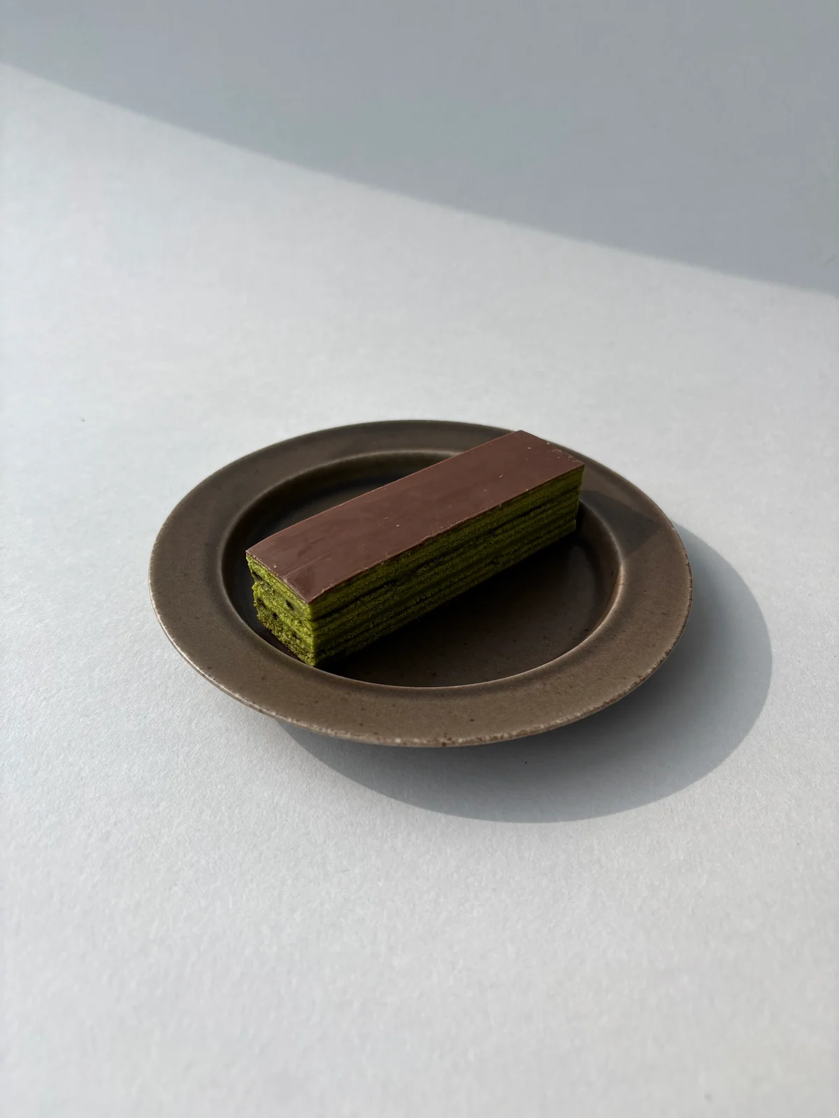 無印良品のオペラケーキの抹茶味を食べてみた