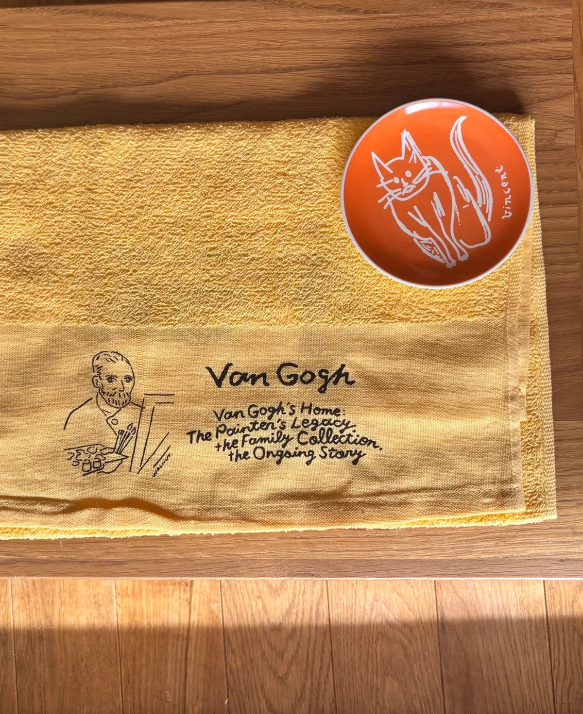 東京都美術館　アート　展覧会　ゴッホ展 家族がつないだ画家の夢　グッズ　タオル　ゴッホ　皿
