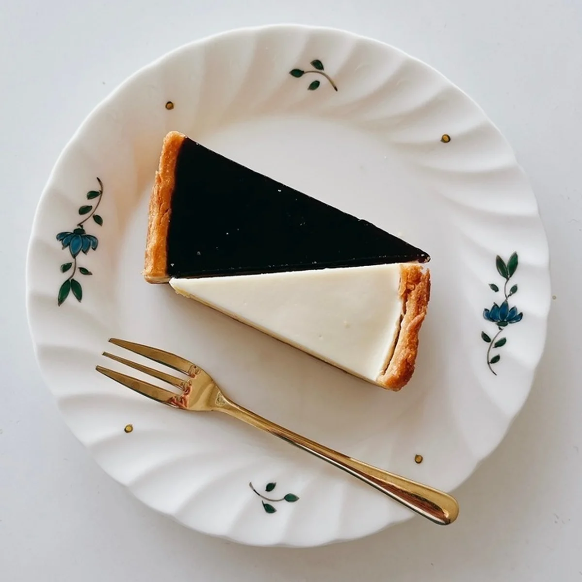 中目黒と言ったらヨハンのチーズケーキ。私はブルーベリーとサワーソフトが好み。