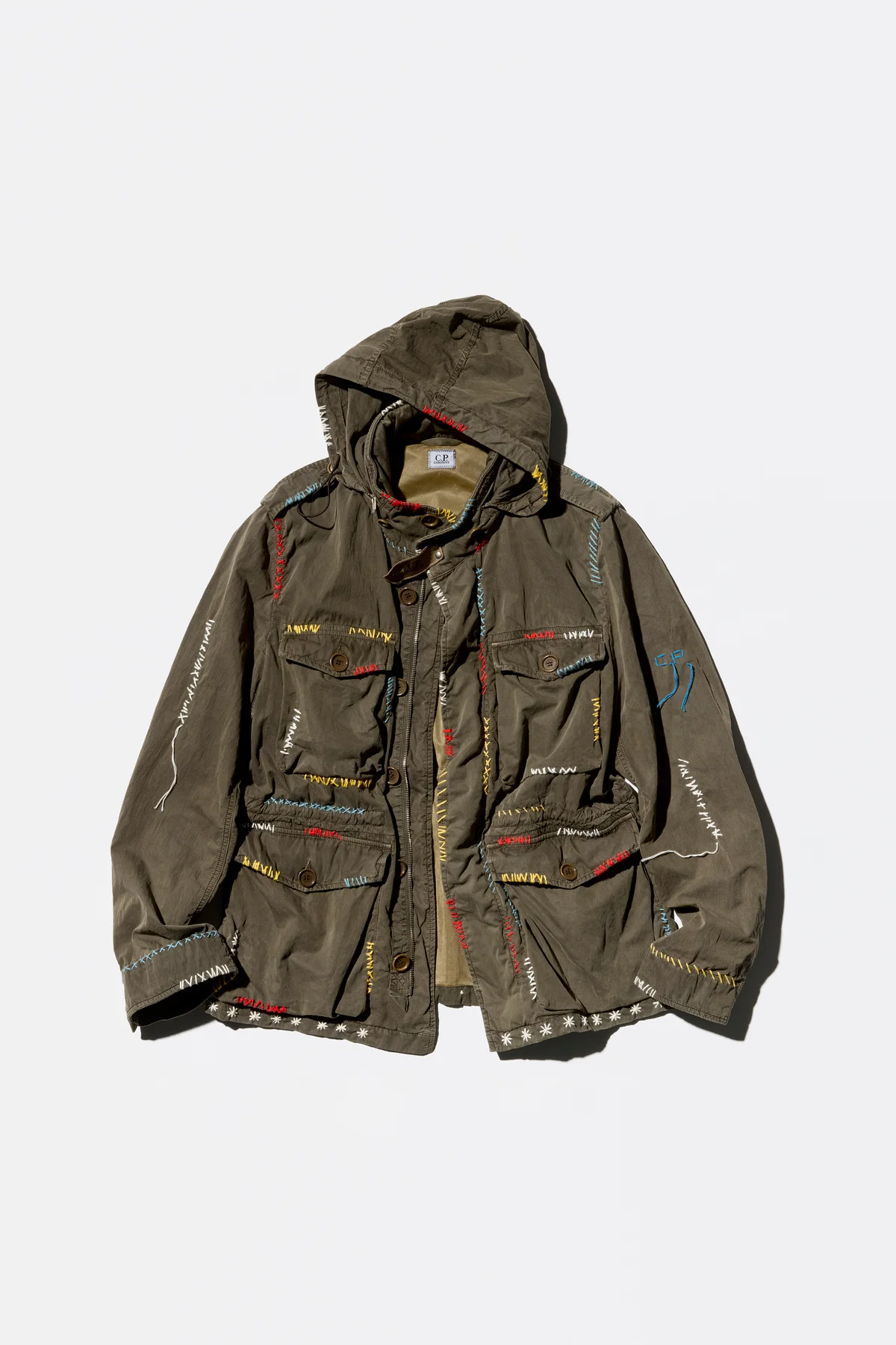 サシコギャルズとシーピーカンパニーのコラボレーションによるジャケット