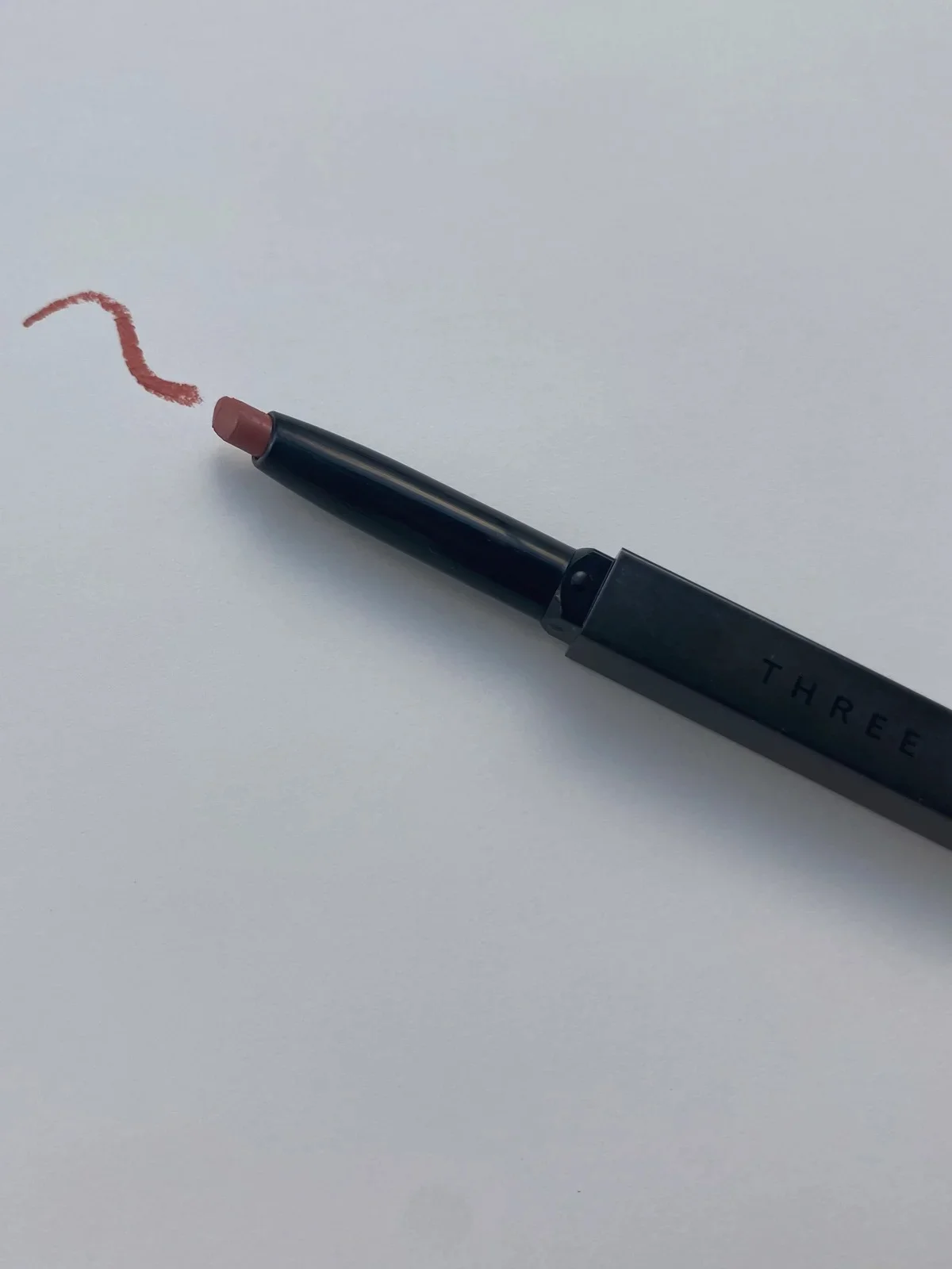 THREE ドリームオン アリューリング リルone 06 BEAUTIFUL KINGDOM