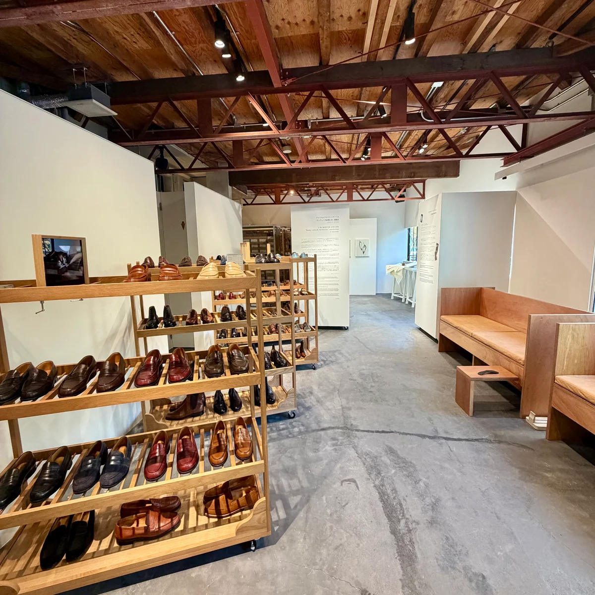 J.M. WESTON ATELIERの内観画像