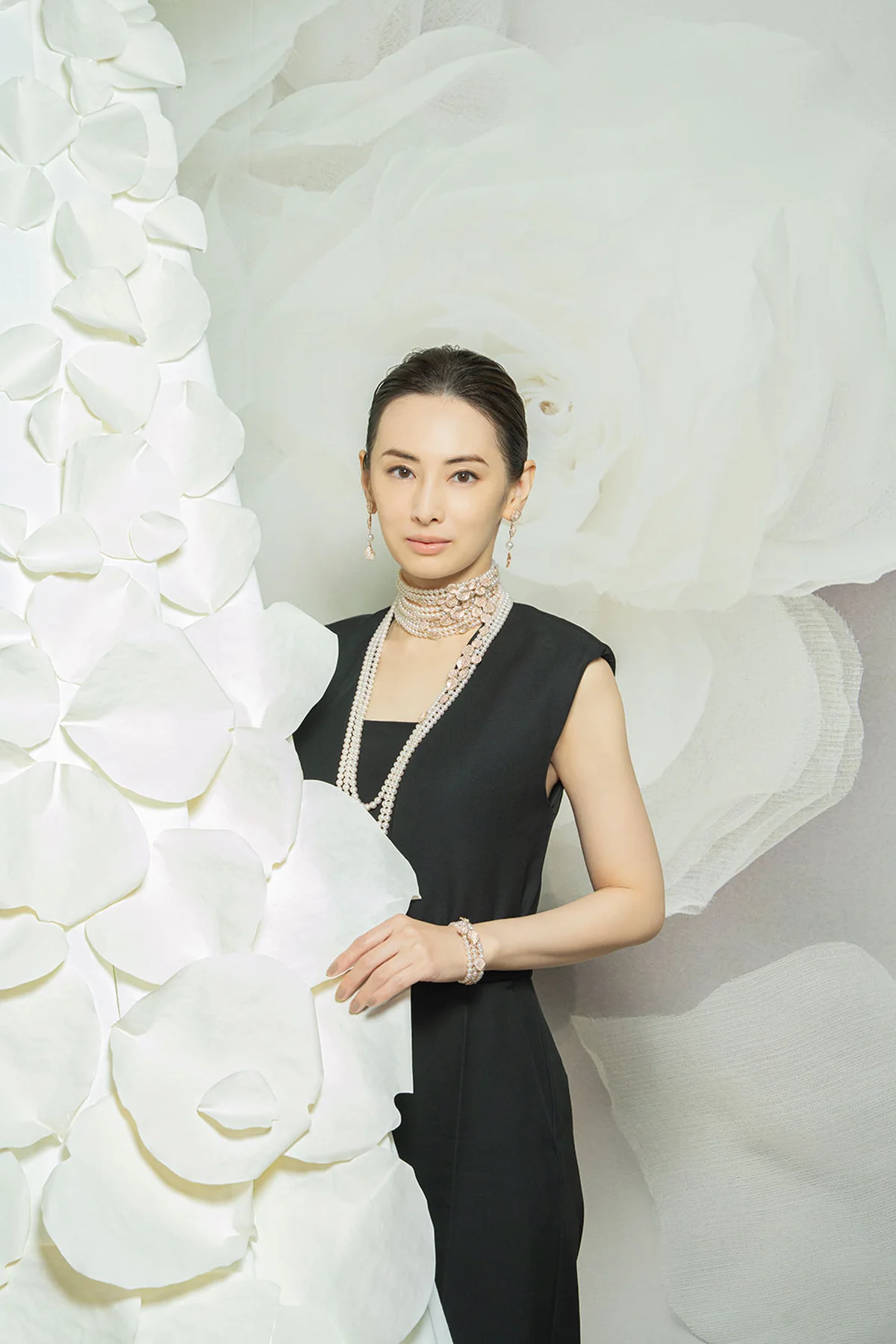 北川景子が【ミキモト】のジュエリーをまとの画像_2