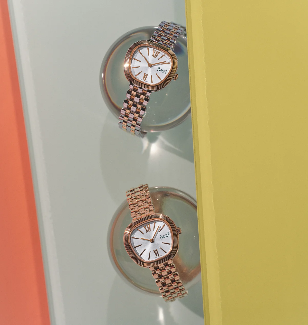 ウォッチ「シックスティ」〈29×25.3㎜/PG×SS、クォーツ〉￥1,980,000　ウォッチ「シックスティ」〈29×25.3㎜/PG、クォーツ〉￥4,796,000