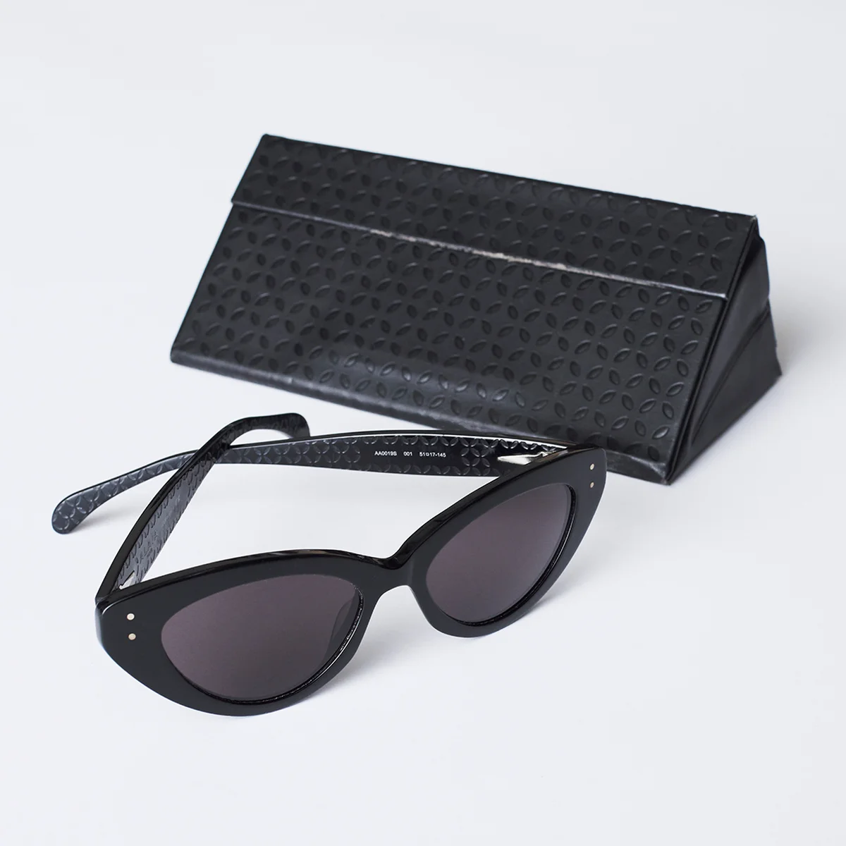 アライア　サングラス