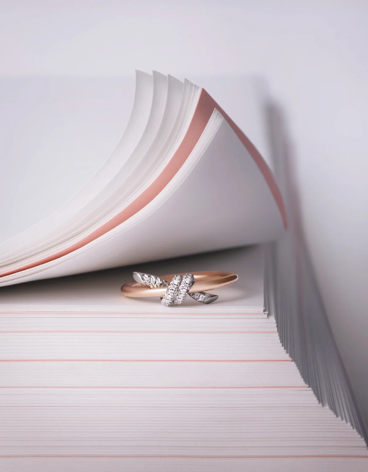 ティファニーの「ティファニー ノット」リング