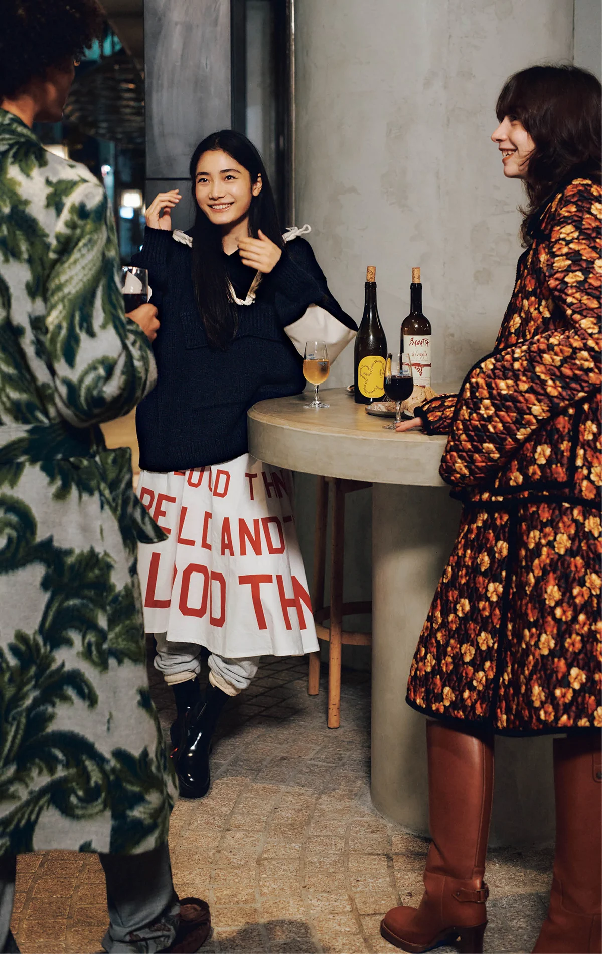 バーバリー JIMMY CHOO Mini Massifのワイン&自家製パテ3種の盛り合わせ