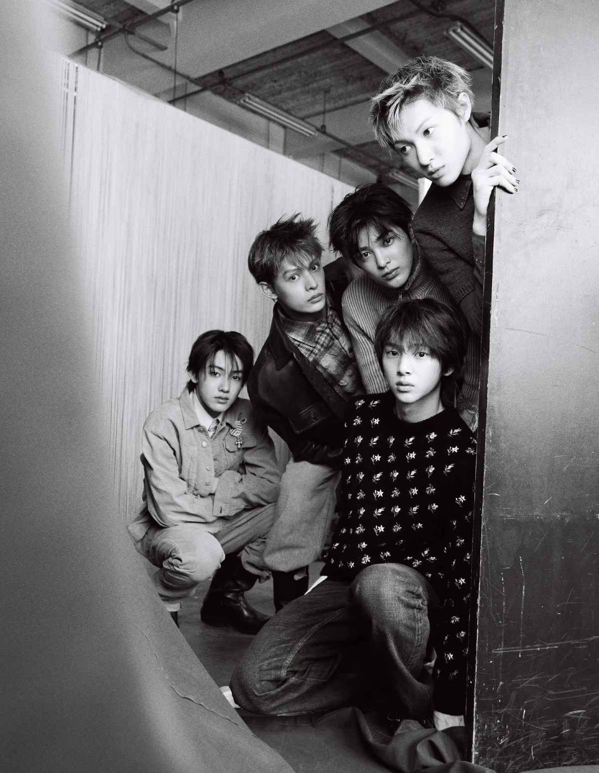 SPUR3月号に登場したCORTISのモノクロ写真