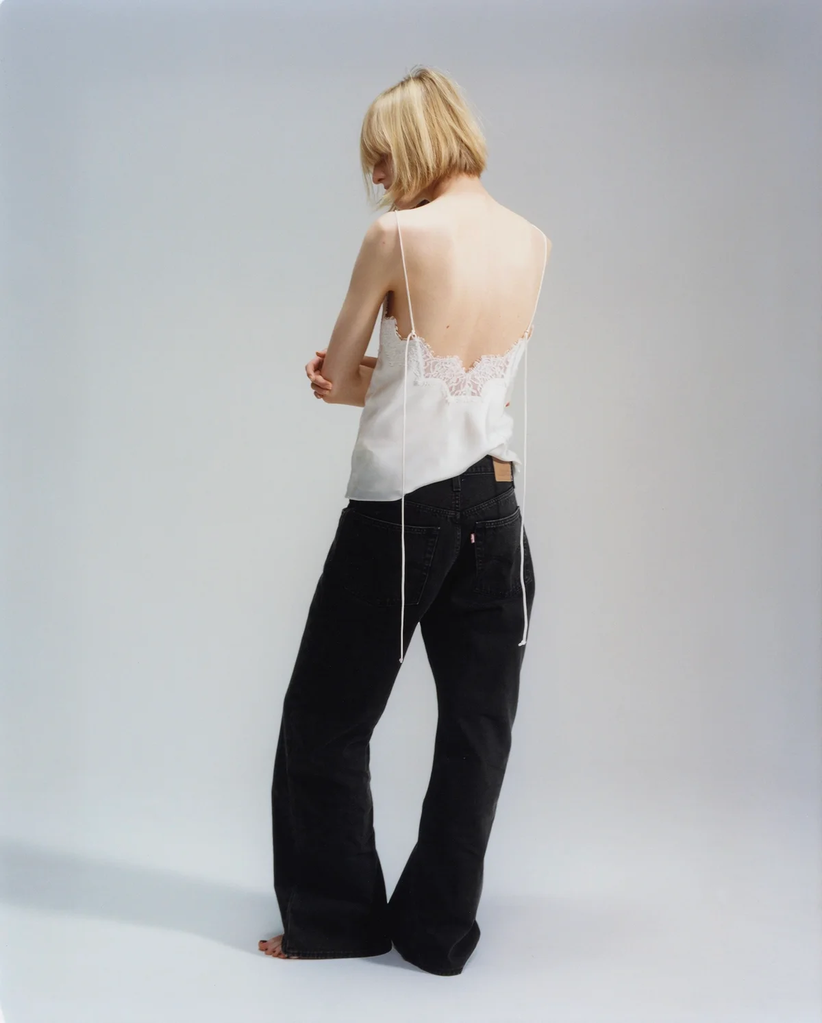 リーバイス®とビオトープの新作コラボデニム、LOOSE BOOT