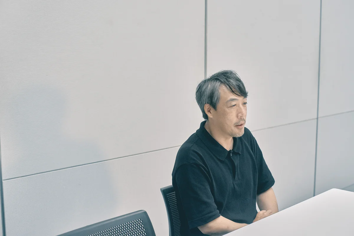 石川慶監督