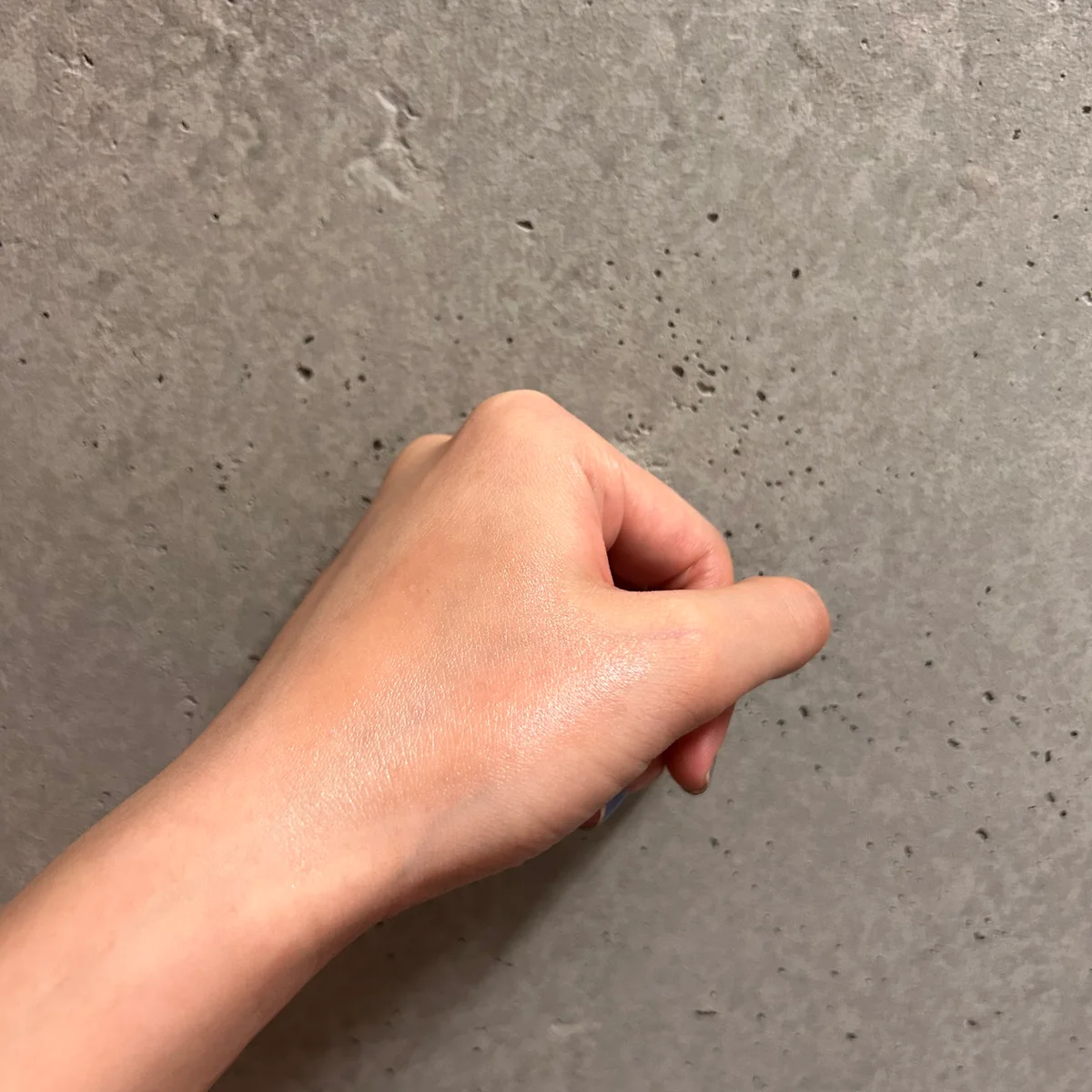 理想のツヤを【クリニーク】で見つけましたの画像_3