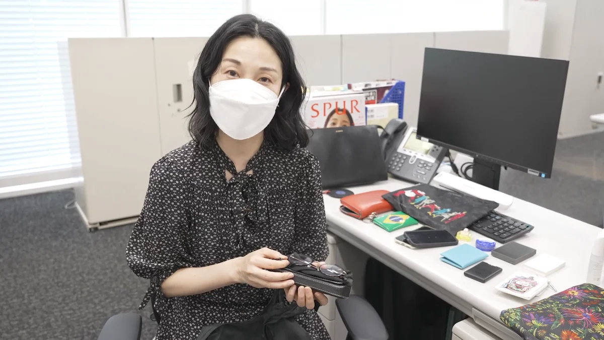 SPUR本誌編集長並木　ジルサンダーのバッグ　バッグの中身