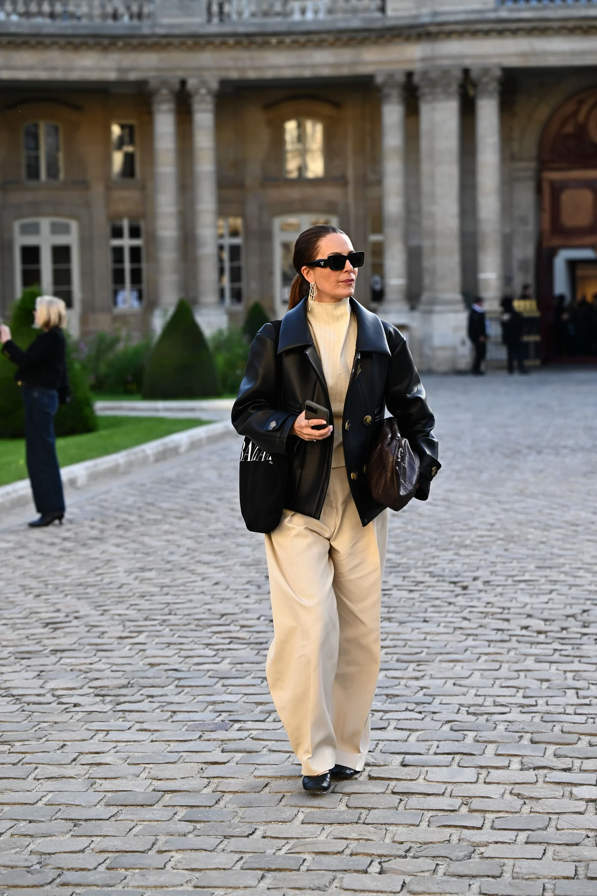 2025年秋冬ショート丈アウター ストリートスナップ コーディネート