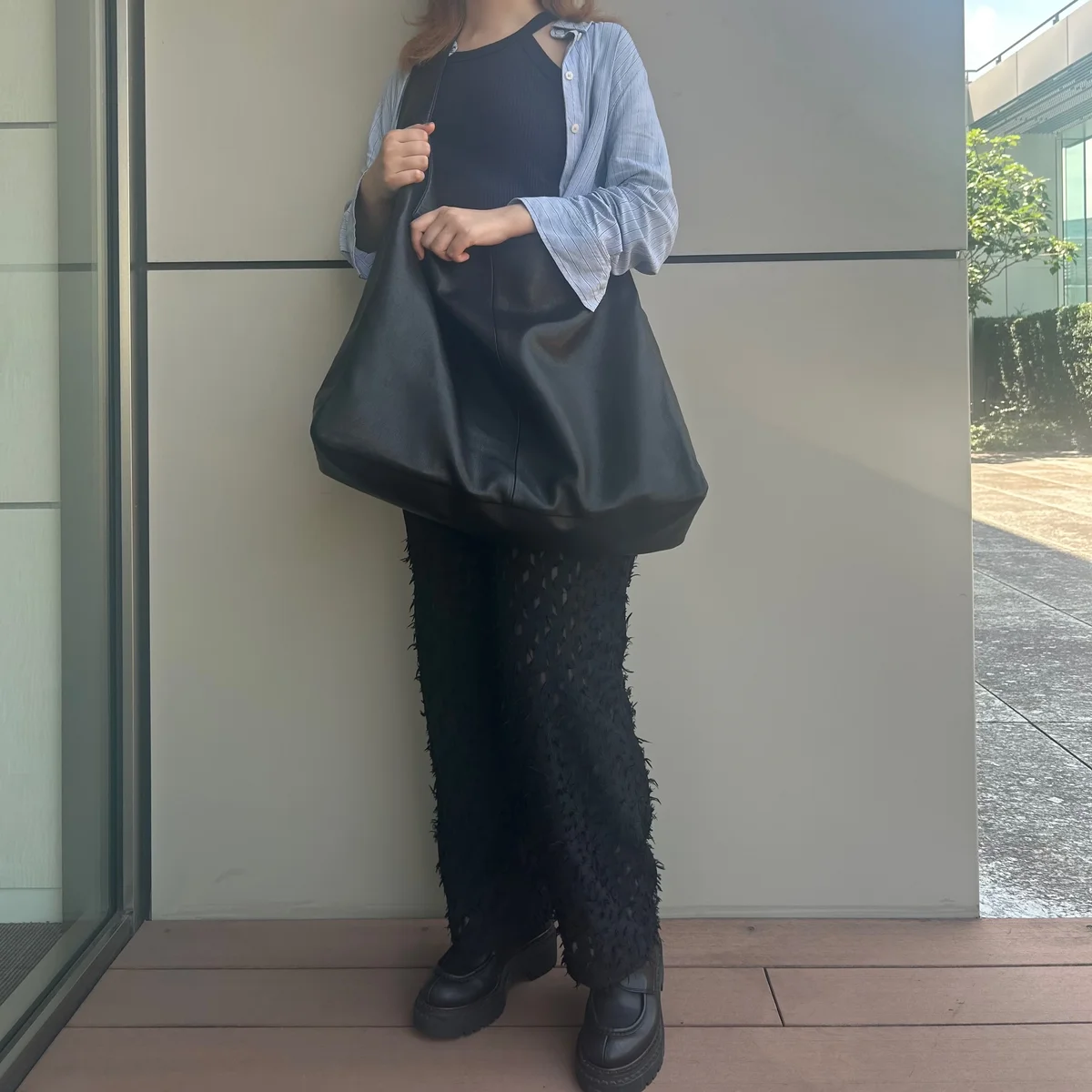 ssstein LEATHER SHOULDER BAG ショルダーバッグ　スタイリング