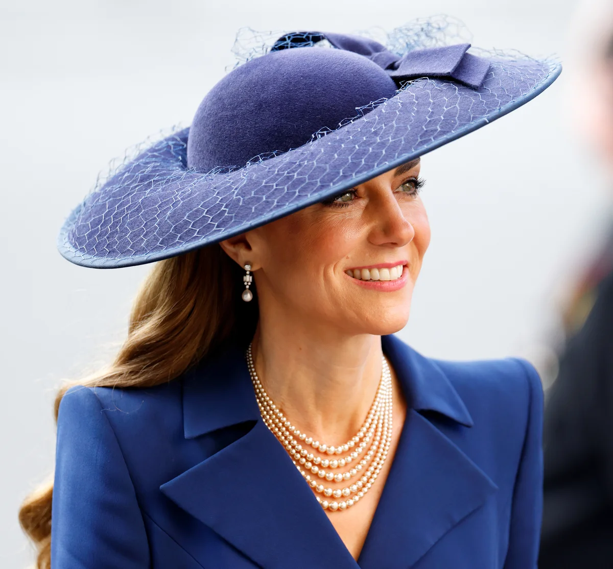 コモンウェルス・デーの礼拝でつば広ハットを着用したキャサリン皇太子妃