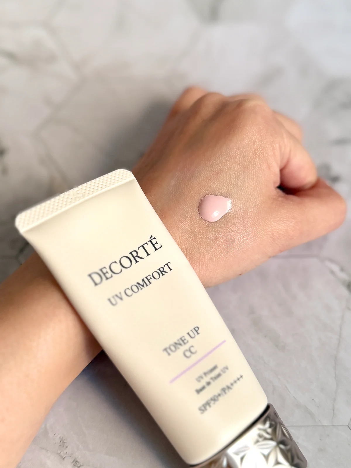 コスメデコルテ UV コンフォート トーンアップCC 10のテクスチャー画像