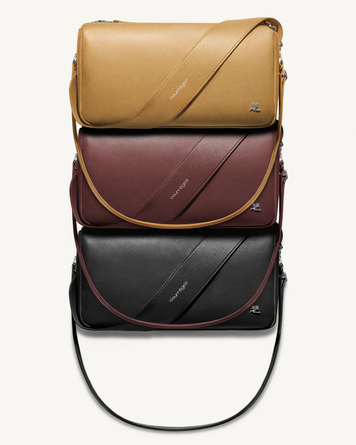 クレージュの2026年秋冬プレコレクション新作バッグ「Three Sixty Bag（スリー シックスティー バッグ）」の画像