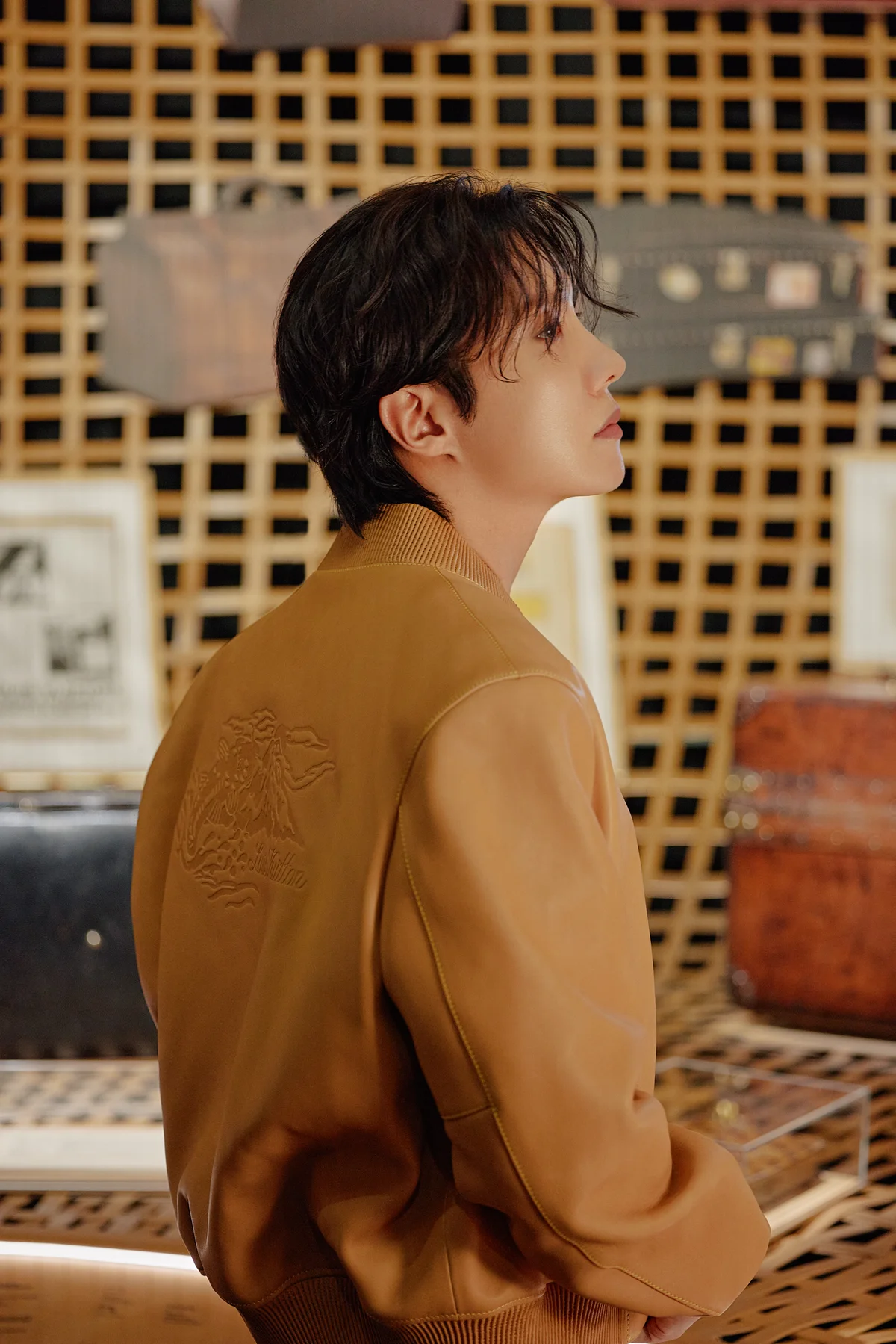 BTS j-hope ルイヴィトン ビジョナリージャーニー展