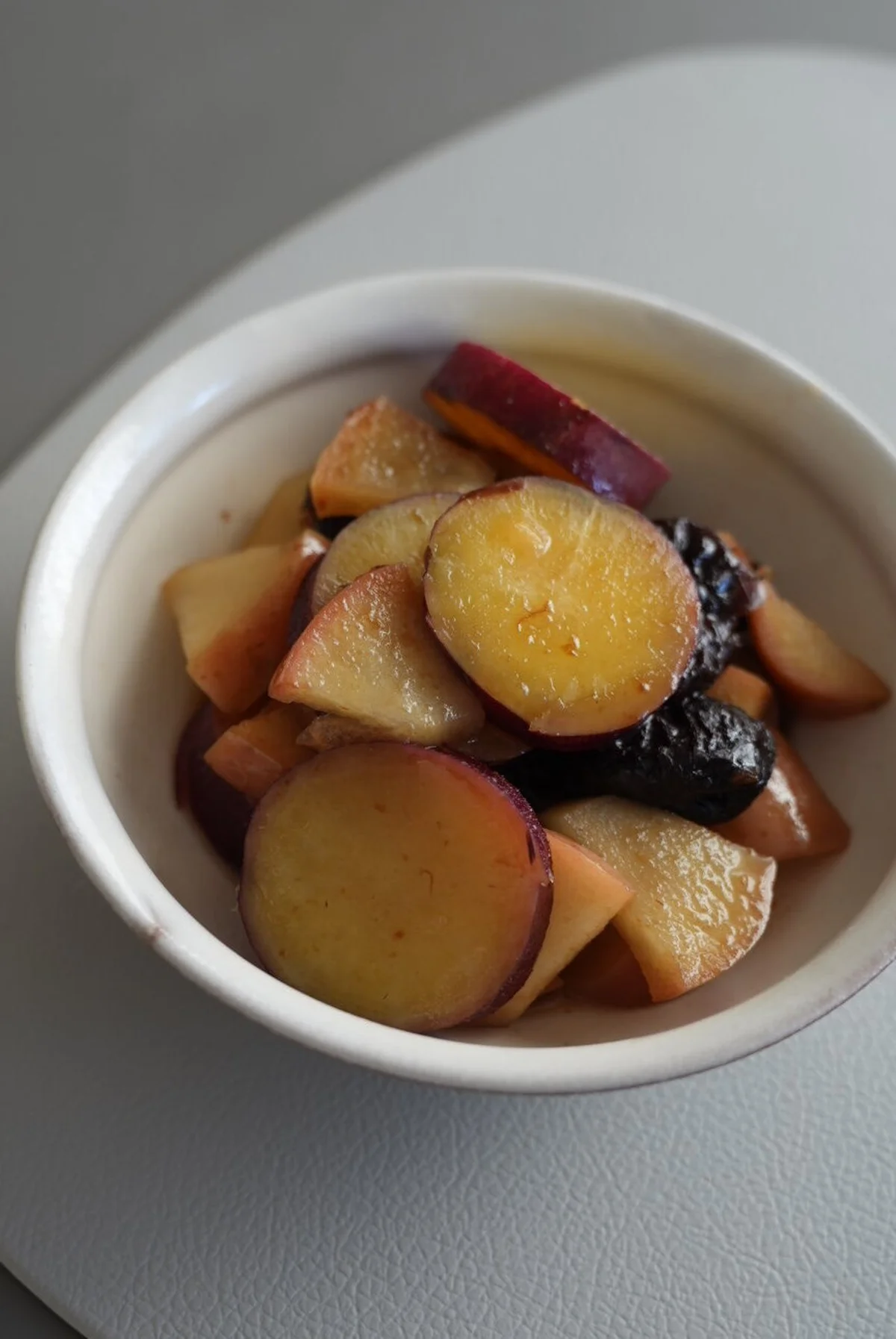 さつまいもとりんごとプルーン煮