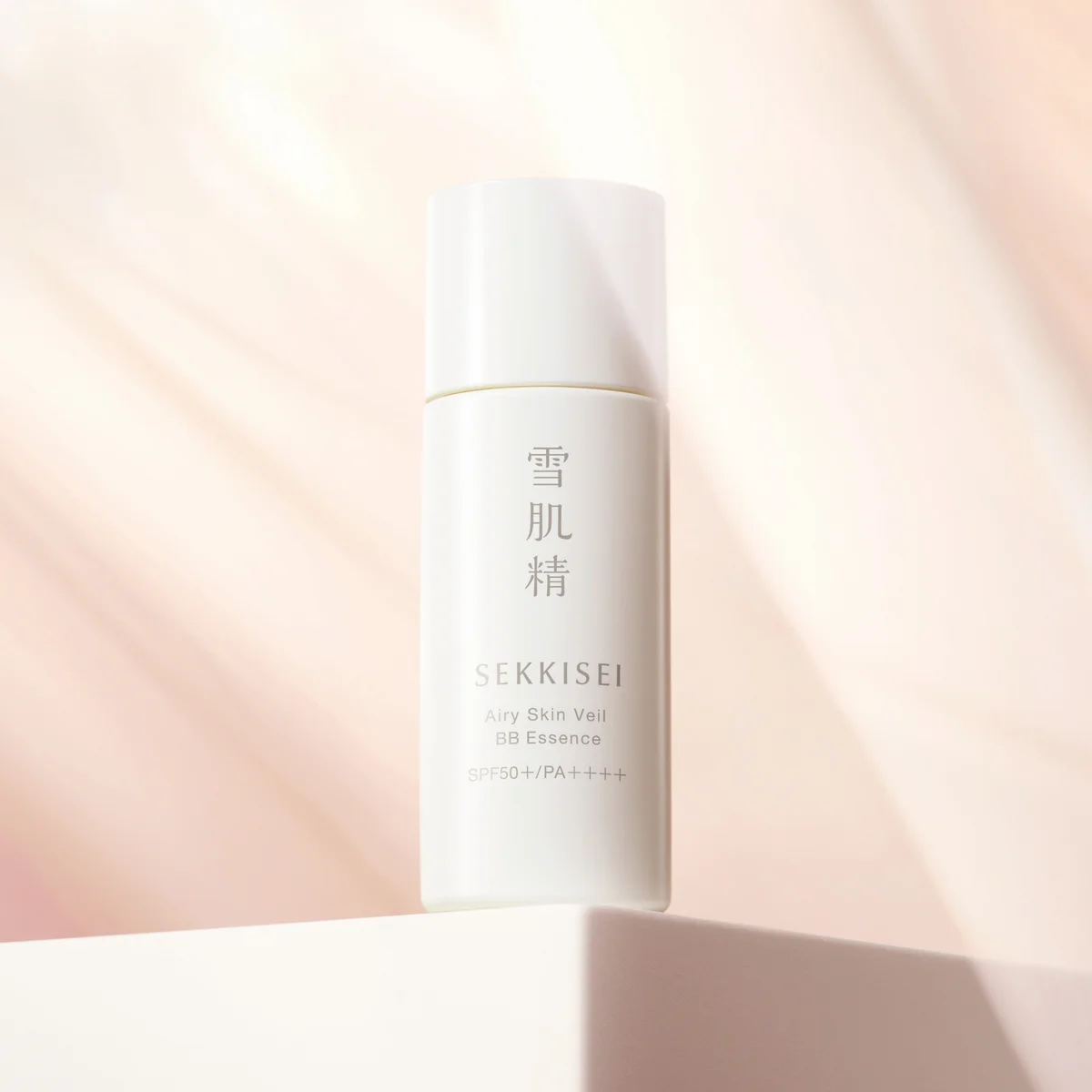 雪肌精 クリアウェルネス　エアリースキンヴェール BBエッセンス SPF50+・PA++++ 全2色 30ml 各￥2,860〈2024年9月16日発売〉